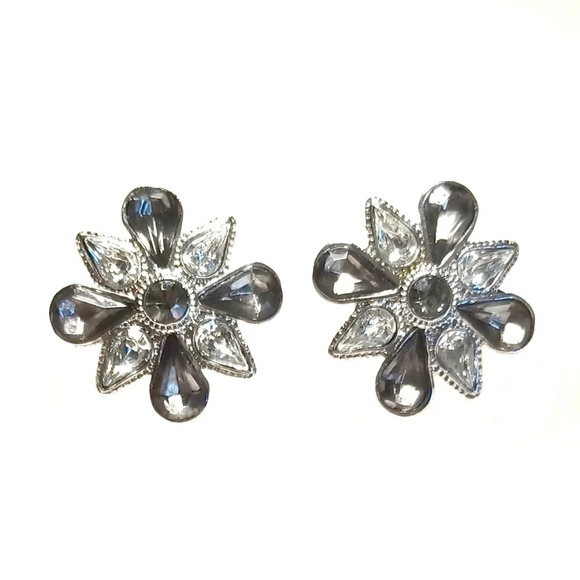 Avon White and Gray Crystal Clip-ons Evening Fairycore Bridal Formal - Picture 1 of 7